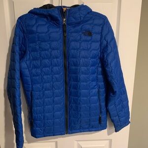 North Face Light-Weight Jacket, Youth size 14-16